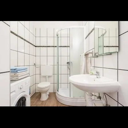 Studio Apartmant Leona With Parking Place Split